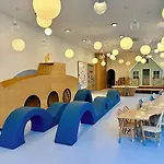 Blue Wave Hotel