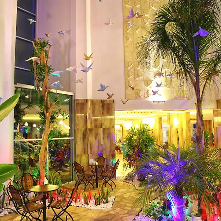 Отель Blue Wave 4*