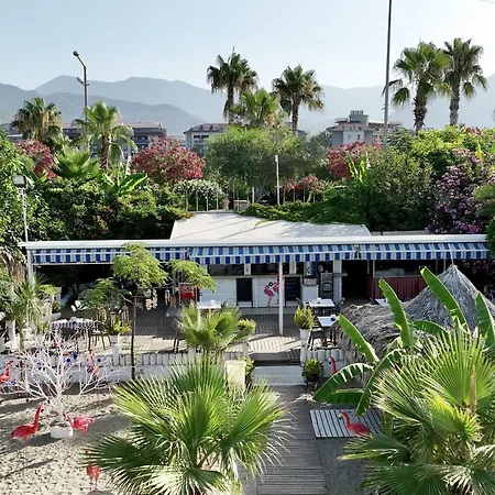 Blue Wave Hotel 4*