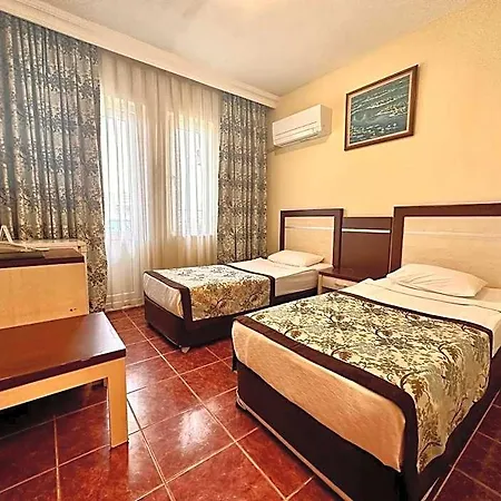 Blue Wave Hotell 4*
