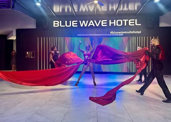 Hotel Blue Wave