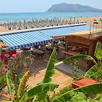 Hotell Blue Wave 4*