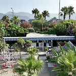 Blue Wave Hotell 4*