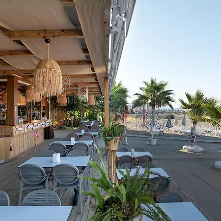 Blue Wave Hotell Alanya