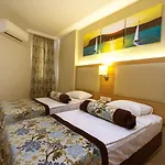 Otel Blue Wave Alanya